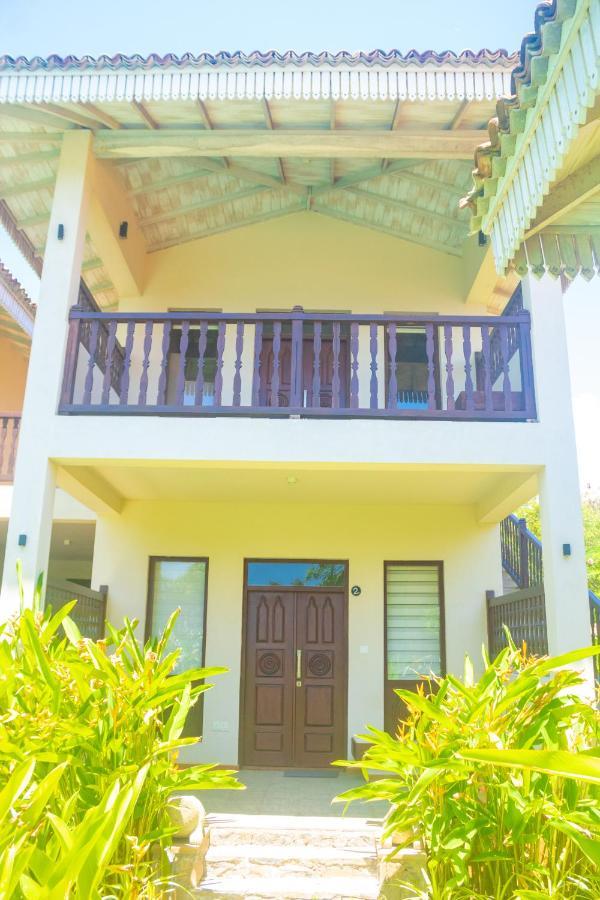 Guru Beach Resort タンガラ エクステリア 写真