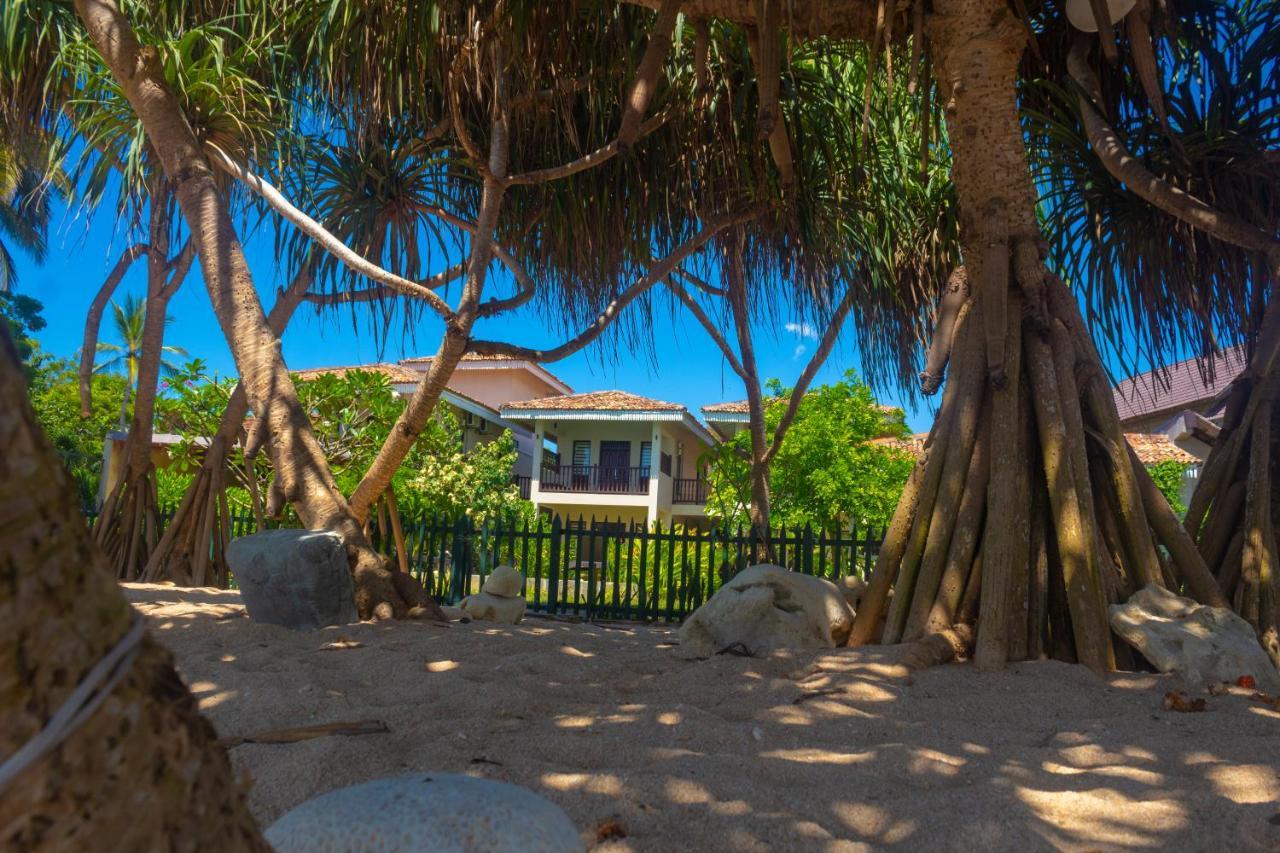 Guru Beach Resort タンガラ エクステリア 写真