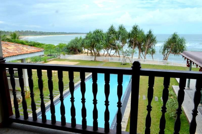 Guru Beach Resort タンガラ エクステリア 写真